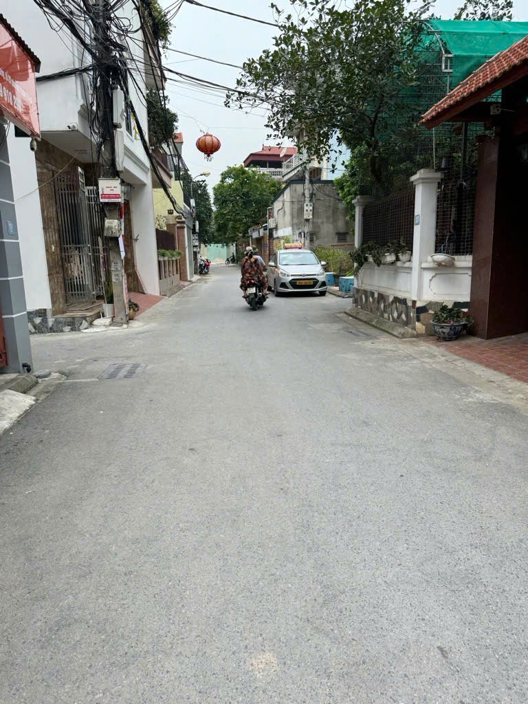 Bán đất Phúc Lợi Long Biên mặt ngõ oto tránh nhau diện tích 68m, mặt tiền: 4.8m, 8 tỷ