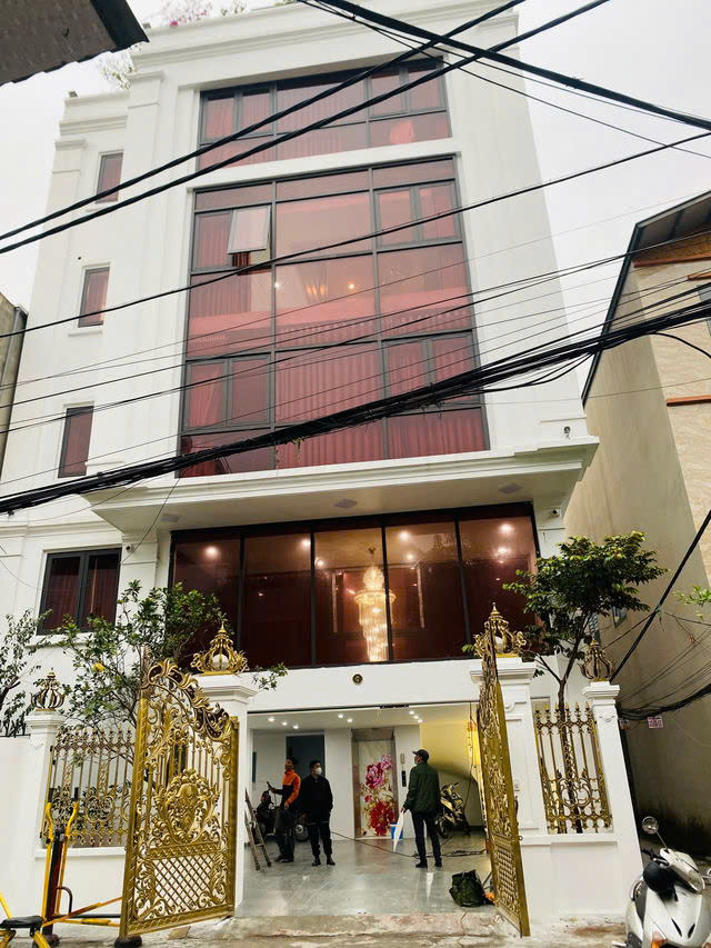 PHÚC LỢI- LONG BIÊN, 125M2,5 TẦNG, 19 TỶ.Ô TÔ CHÁNH KINH DOANH.