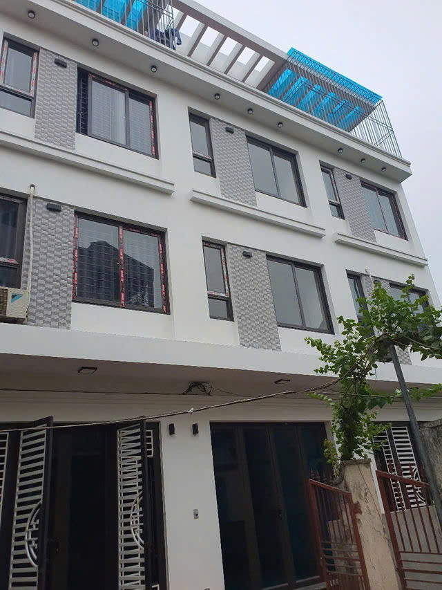 NHÀ XÂY MỚI, NGÕ Ô TÔ THÔNG  Phúc Lợi- Long Biên 30m2 X 4 tầng mặt tiền  3.8m, 4.6 tỷ .