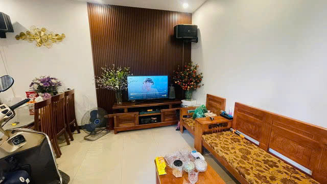 BÁN NHÀ RIÊNG Phúc Lợi- Long Biên 40m2,X 4 Tầng ,mặt tiền 7.5m, 5.2 tỷ.