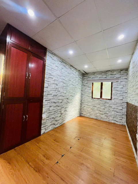 BÁN NHÀ MẶT PHỐ PHÚC TÂN HOÀN KIẾM.VỊ TRÍ KIM CƯƠNG 3 PHÚT RA HỒ GƯƠM, SÁT PHỐ CỔ TRUNG TÂM ẨM THỰC  DU LỊCH HÀ NỘI.DIỆN TÍCH 190M² x 2 TẦNG. GIÁ CHỈ: 49 TỶ.