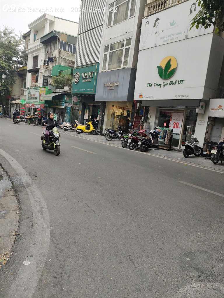 3 ngày 4 khách đàm phán mặt phố Phúc Tân 40m/43m, 3 tầng, mặt tiền 3.4m, 12 tỷ Hoàn Kiếm.