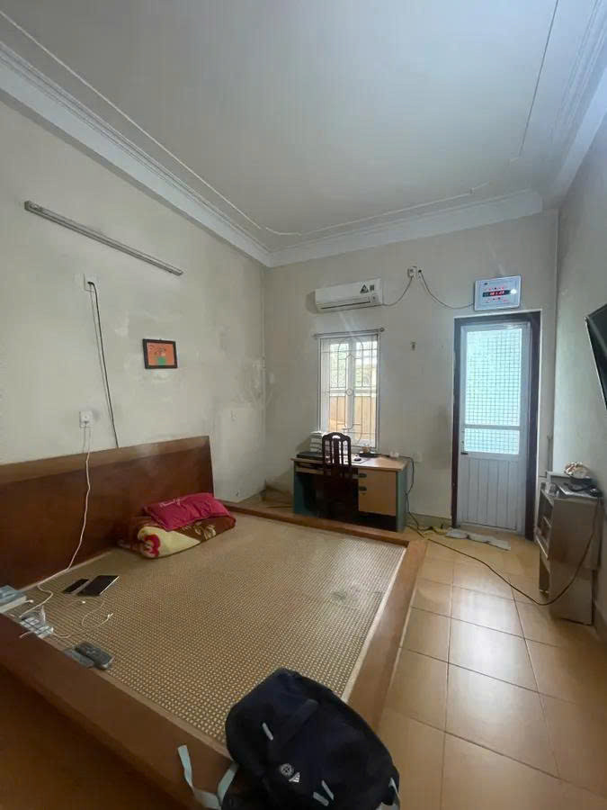 Bán gấp nhà 4 tầng mặt phố Phúc Thịnh, 66m2, mặt tiền 3.6m, 2 thoáng, vỉa hè và đường ô tô rộng đỗ ngày đêm, KD văn phòng, giá 11.7 tỷ