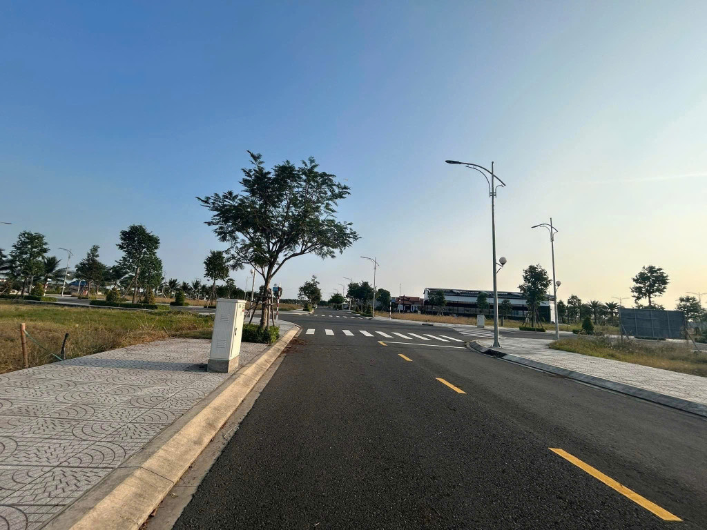 Lô góc 2 mặt tiền vị trí siêu đẹp! Liền kề 5KM kết nối tới sân bay Quốc Tế Long Thành, Chỉ 1tỷ250tr