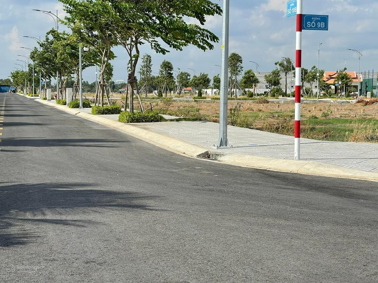 Lô đất ngay trung tâm, cạnh Biên Hoà New City, mặt tiền kinh doanh sẵn hàng tháng - sổ sẵn giá 1tỷ6