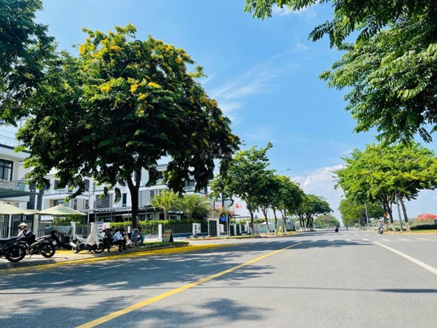 ĐẤT MẶT TIỀN PHÙNG HƯNG: TÂM ĐIỂM SÂN BAY LONG THÀNH – THÀNH PHỐ TRỰC THUỘC TW