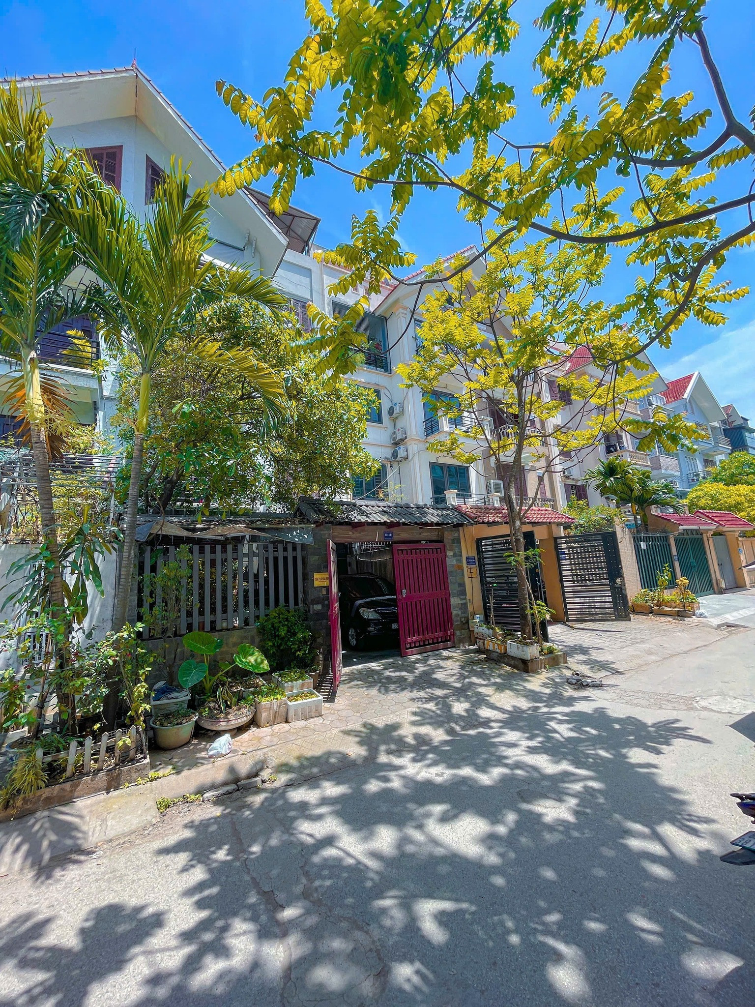 BÁN BIỆT THỰ NGÕ 67 ĐƯỜNG PHÙNG KHOANG. 140M2 - 5 TẦNG. GARA Ô TÔ.