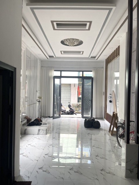 Bán nhà quận bình tân - Hẽm xe tải đổ cửa - Lô góc hai mặt thoáng mát - Dòng tiền 9tr/th - 6.2tỷ