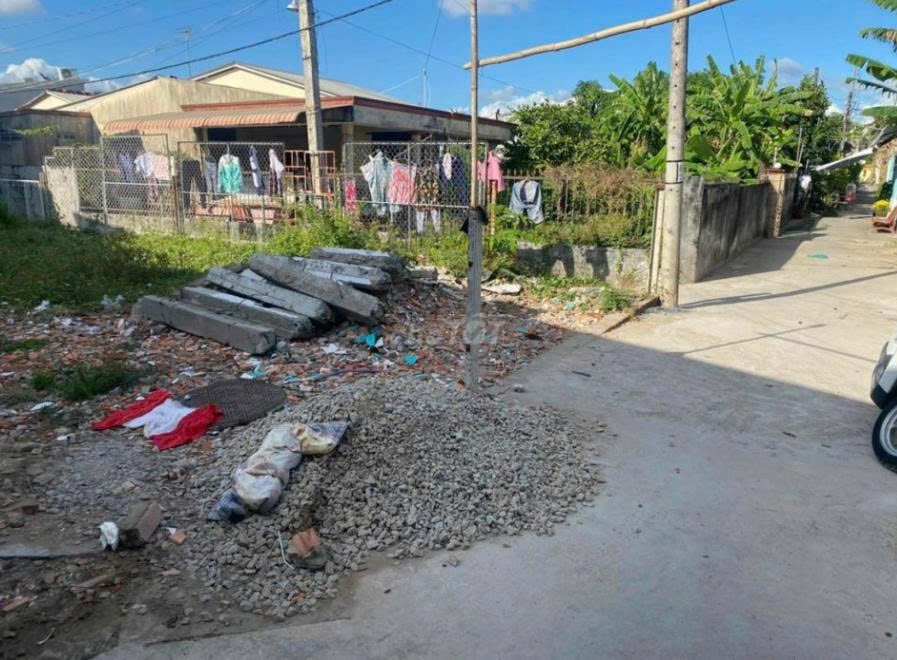 Bán nhà 599.2m² ngang 19m giá 9 tỷ tại gần chợ phường 3 nay là Phường Phước Hậu, tỉnh Vĩnh Long