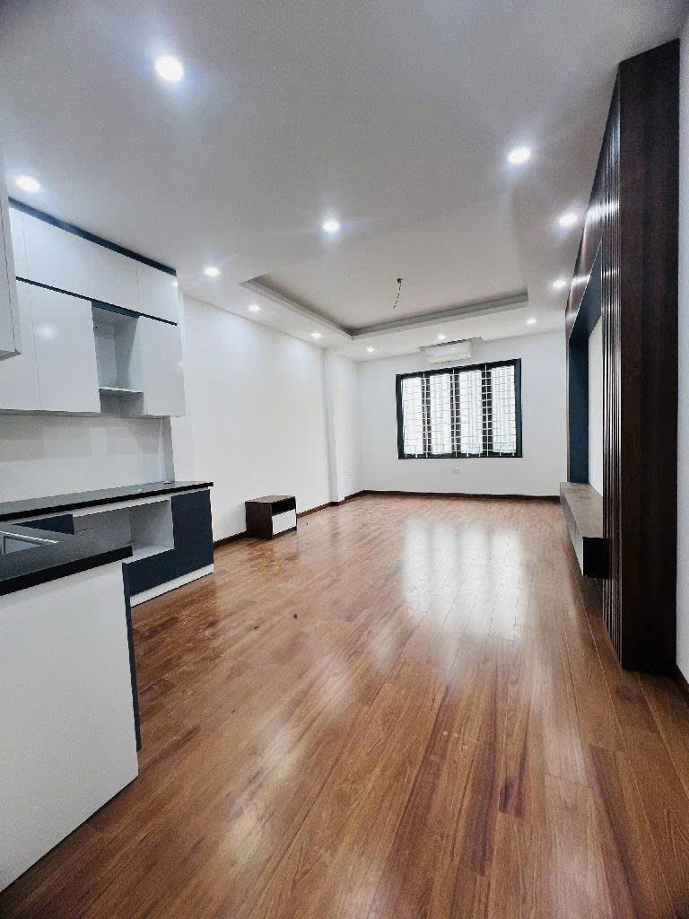 NHÀ 5 TẦNG MẶT PHỐ – VỪA Ở, VỪA KINH DOANH, CHO THUÊ VĂN PHÒNG, PHƯƠNG CANH, NAM TỪ LIÊM, chỉ 6 TỶ