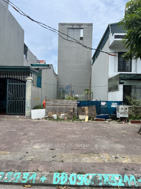 Bán đất 90m² ngang 6m giá 5 tỷ tại Phường Cao Xanh Thành phố Hạ Long