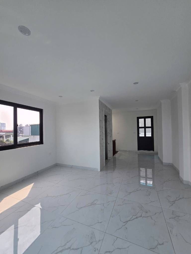 Bán nhà 50m² full thổ cư ngang 4m giá 25 tỷ tại Đường Phương Mai Phường Kim Liên