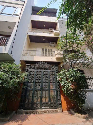 Cho Thuê Nhà Phố Phương Mai - Đống Đa/ 65M² 5 Ngủ - Nội Thất CB - Vừa Ở Vừa Kinh Doanh - Giá Thuê 20tr