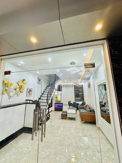 BÁN NHÀ PHƯƠNG MAI – NGÕ RỘNG – Ô TÔ SÁT NHÀ – 50M2 – 4.5M MT – 11 TỶ