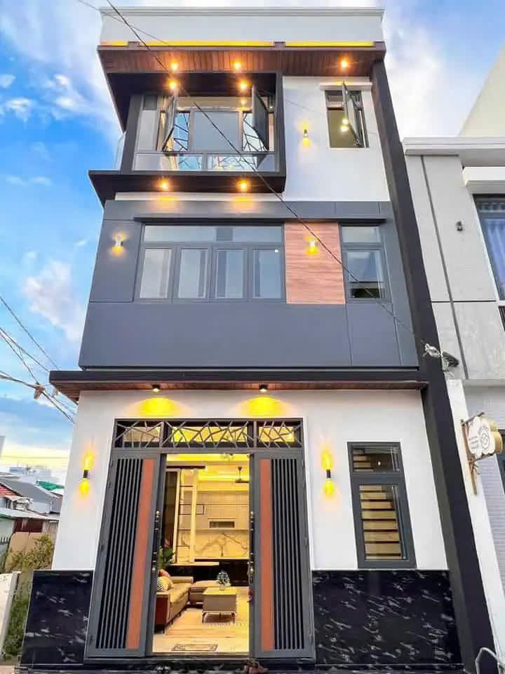 CHÍNH CHỦ BÁN NHÀ TRUNG TÂM PHƯỜNG 4, TP.TÂN AN, 85M², SHR, GIÁ CHỈ 2.6 TỶ