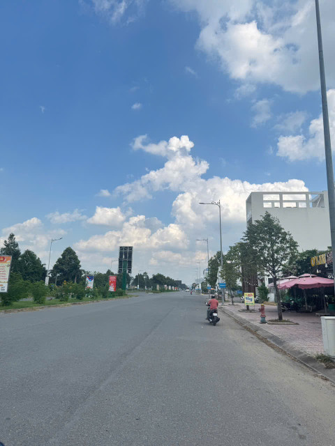 ĐẤT Ở ĐÔ THỊ – TRUNG TÂM TP. TÂN AN – 100M² – GIÁ 1 TỶ 3 – SHR
