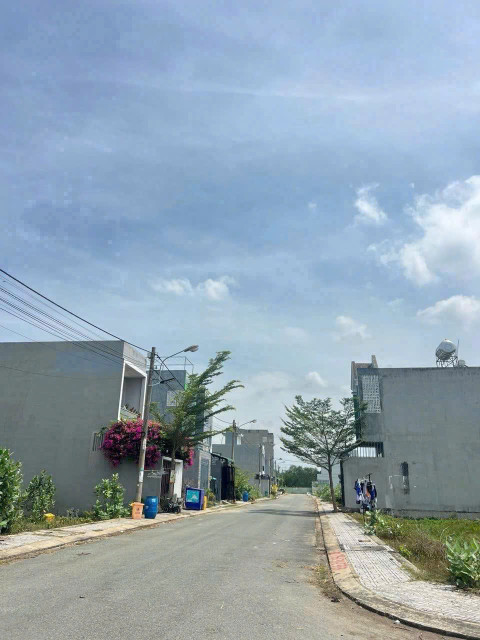 🏞️ CHÍNH CHỦ BÁN ĐẤT ĐẸP GẦN TRUNG TÂM TP. TÂN AN – 100M² – GIÁ CHỈ 1 TỶ 2 – SHR