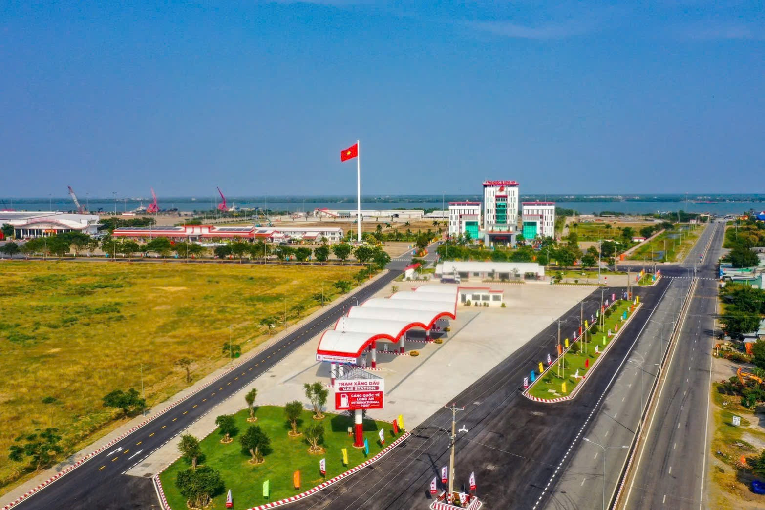 Mặt tiền tỉnh lộ 830, trục huyết mạch kết nối cảng Long An, Liền kề Vinhome hưởng lợi trực tiếp-Sổ sẵn giá chỉ 8tr/m2