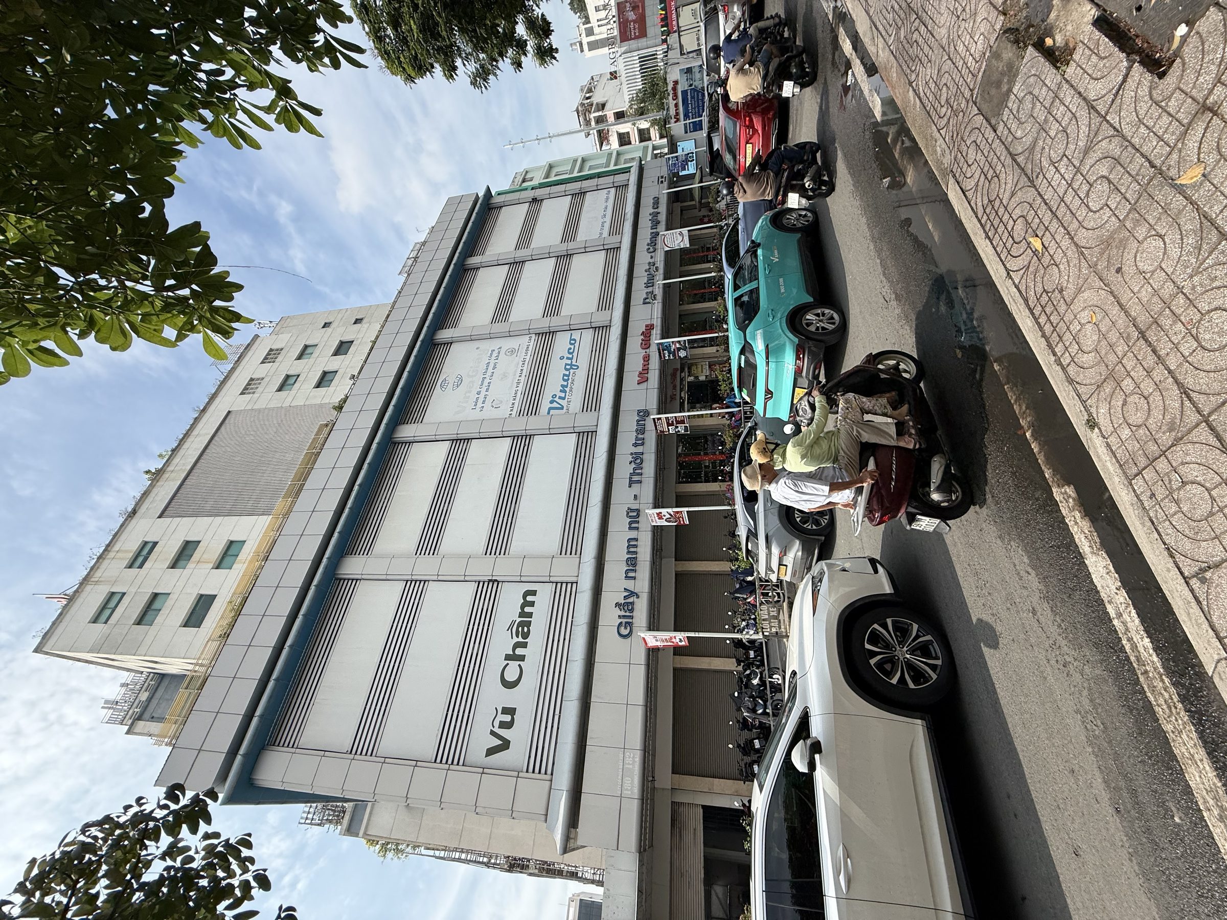 Toà nhà Quận 3 [57 x 38m] 1500m2 - 10.018m2 sàn