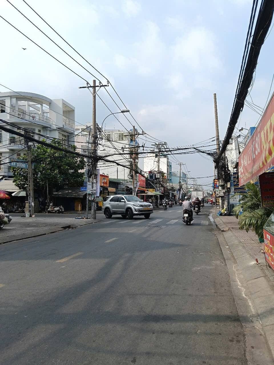 Mặt Tiền 972 An Dương Vương, Quận 6