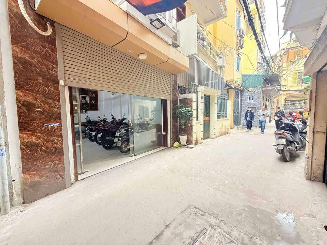 Bán nhà Quan Nhân, Thanh Xuân, 62m2, 4 tầng thang máy, gara, chỉ 16 tỷ