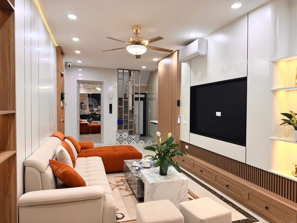 NHÀ ĐẸP QUAN NHÂN, 6 TẦNG THANG MÁY, NỘI THẤT HIỆN ĐẠI