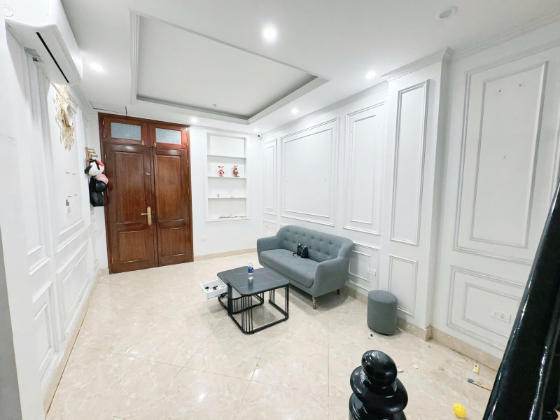Bán nhà Quan Thổ 1 (Đống Đa) 32/35m, 5 tầng, mt 3.4m, giá 8.2 tỷ