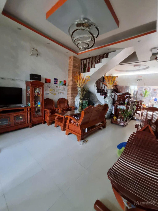 MẶT TIỀN KD ĐỈNH KHU DÂN CƯ BÌNH ĐIỀN, QUẬN 8 - NGANG ĐẸP 5M BỀ THẾ - NHÀ MỚI ĐẸP-GIÁ NHỈNH 8 TỶ. LH: 0939345129