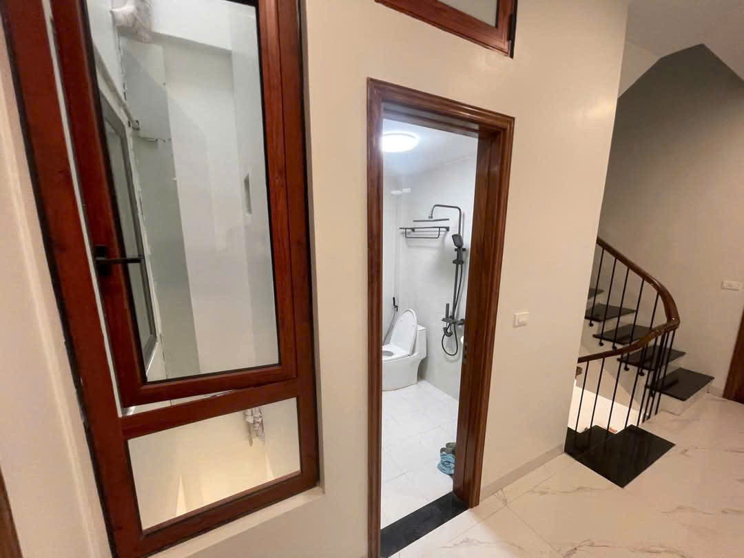 Cho thuê nhà mặt đường Quang Lai, Thanh Trì 85 4 6 20 triệu/tháng