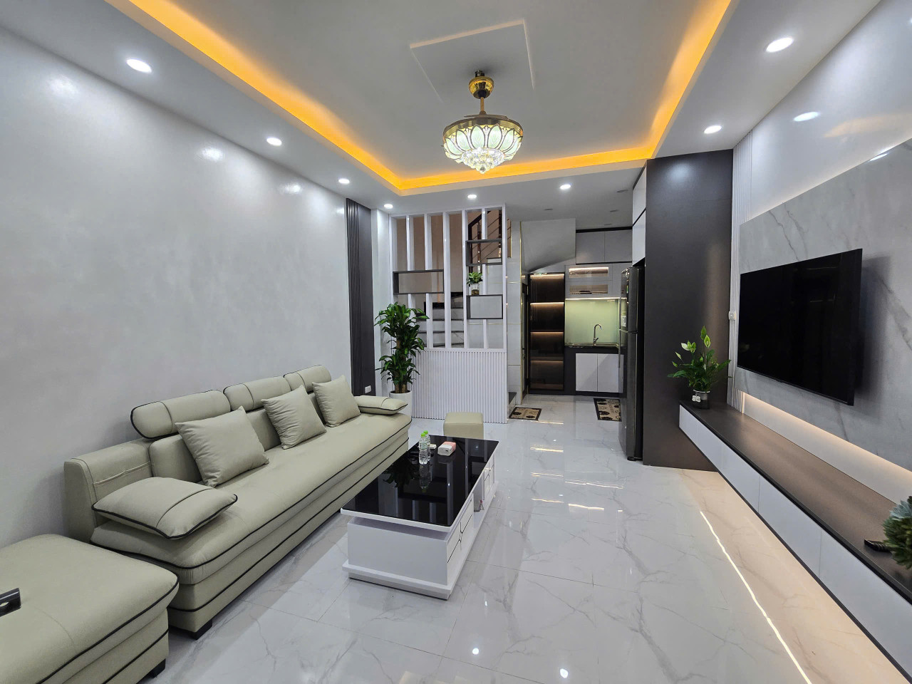 Bán nhà 5 tầng full nội thất tại Quang Tiến, Đại Mỗ, Nam Từ Liêm, Hà Nội!