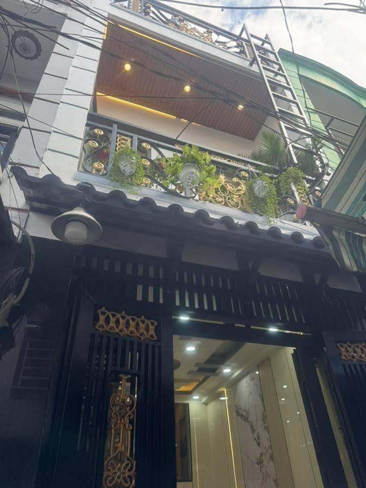 BÁN NGÔI NHÀ XINH PHÙ HỢP GIA ĐÌNH 2 CON, 2 TẦNG, 2PN, QUANG TRUNG P10 GV, CHỈ 3 TỶ XÍU