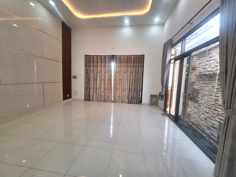 Bán Nhà 2 Tầng Hẻm Xe Hơi Gần Chợ Kiến Thiết Hiệp Phú Thủ Đức 122m2_5.5*20  chỉ 6.5 tỷ