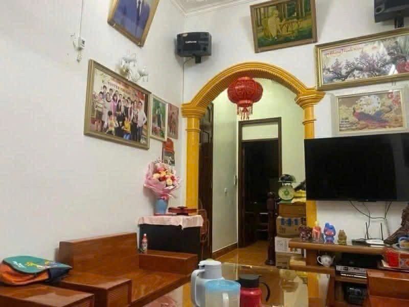 Hiếm nhà đẹp 5 tầng mặt phố Quang Trung, 115m2, mặt tiền 27m, lô góc, thang máy, kinh doanh VIP, giá 99 tỷ