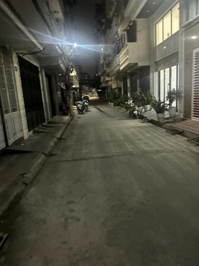 CHO THUÊ NHÀ MẶT PHỐ NGỌC HỒI – Ô TÔ TRÁNH, KINH DOANH TỐT