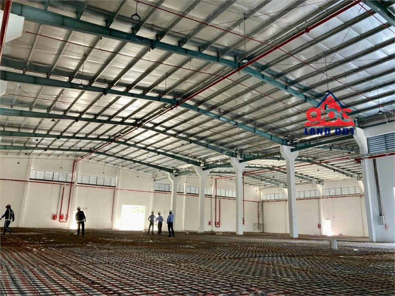 cho thuê Xưởng kiên cố khung thép hiện đại, dân cư đông đúc dễ tuyển nguồn LDPT