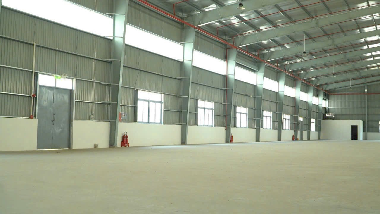 Kho xưởng Ql1a An Phú Đông (1500m2, 2300m2, 2600m2)