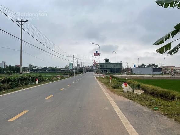 BÁN ĐẤT MẶT ĐƯỜNG TRỤC XÃ QUỲNH MỸ (NAY THUỘC QUỲNH PHỤ) VỊ TRÍ KINH DOANH TỐT