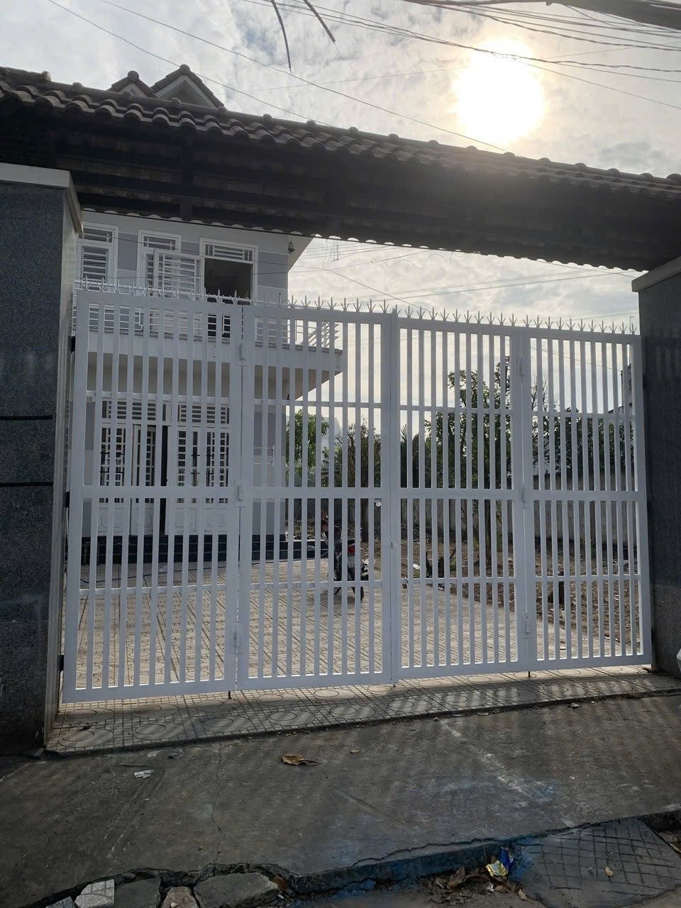 Bán 1000m2 mặt tiền qlo 13 Tân Định. Bình Dương