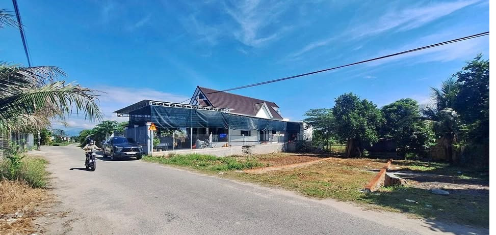 ĐẤT THẬT KO ẢO 2sổ MT(10x60=600m2)200m2 TC,shr,đường42m,đối diện sân bóng,sát kcn 460 tr