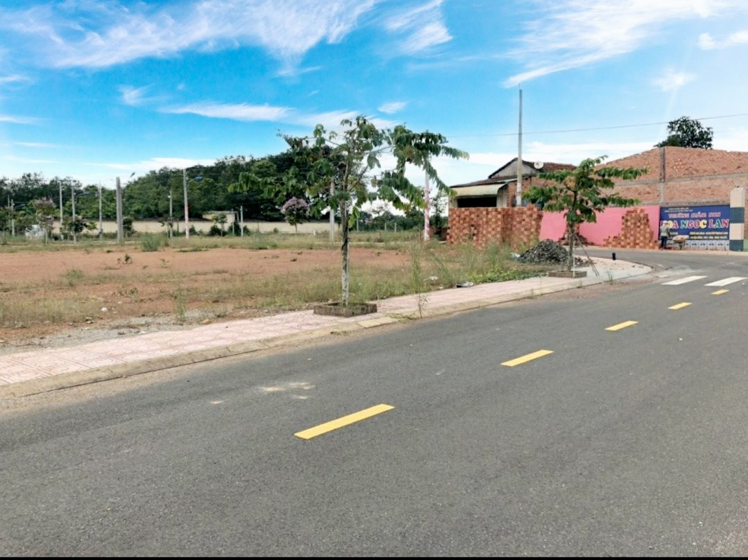 BÁN THU HỒI VỐN 5X40=200M2 SỔ RIÊNG THỔ CƯ, DÂN ĐÔNG GIÁ 290TR
