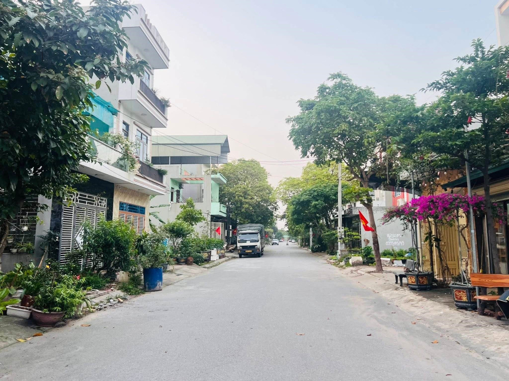 BÁN ĐẤT THUẬN THÀNH, BẮC NINH. 80M2 * MT 4,2M * 2,45 TỶ. ĐƯỜNG Ô TÔ , SÁT PHỐ.