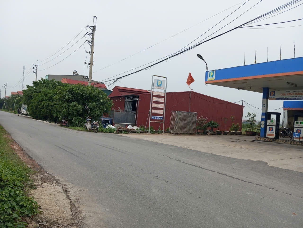 Bán đất Thuận Thành, Bắc Ninh. 80m2 * mt 4,5m * 2,6 tỷ. ô tô thông, vào đất.