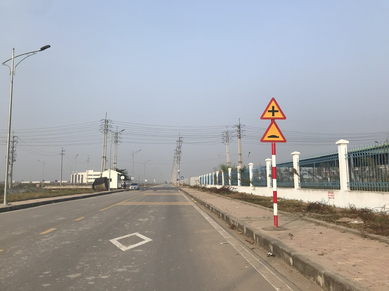 CHUYỂN NHƯỢNG 16.000m² ĐẤT KHU CN QUẾ VÕ 3, ĐÃ CÓ SỔ ĐỎ