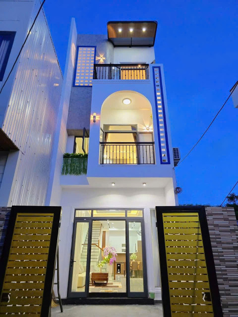 CHÍNH CHỦ BÁN NHÀ PHỐ MẶT TIỀN TRUNG TÂM TP TÂN AN – 85M² – SHR – GIÁ 2 TỶ 5