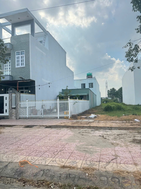 BÁN ĐẤT MẶT TIỀN QUỐC LỘ 1A – GIÁ CHỈ 1 TỶ 1 - DIỆN TÍCH 125M2 SỔ HỒNG RIÊNG