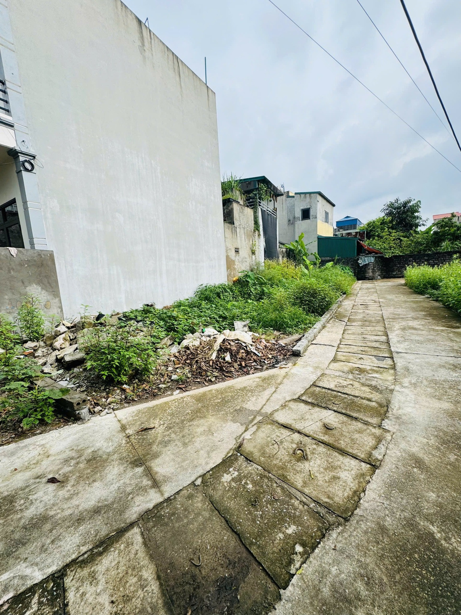 🚨 BÁN GẤP LÔ GÓC 2 MẶT TIỀN – GIÁ CHỈ 1.3 TỶ 📍 Tổ 5, phường Quang Trung, TP. Phủ Lý