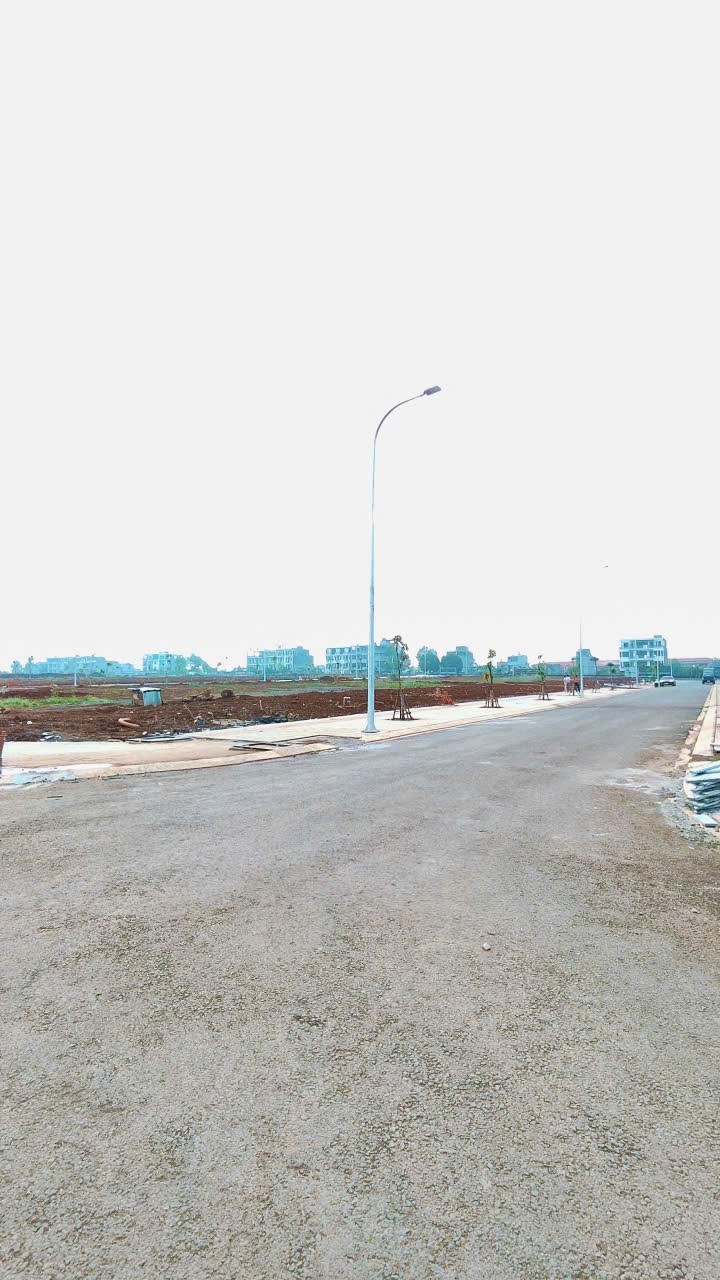 Bán đất 100m² full thổ cư ngang 5m giá 1.99 tỷ tại Đường Quốc lộ 1A Xã Dầu Giây