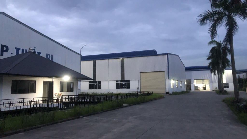 CẦN SANG NHƯỢNG KHO XƯỞNG -  DUYÊN THÁI - THƯỜNG TÍN - DIỆN TÍCH 3.500M2 - 30 TRIỆU/M2