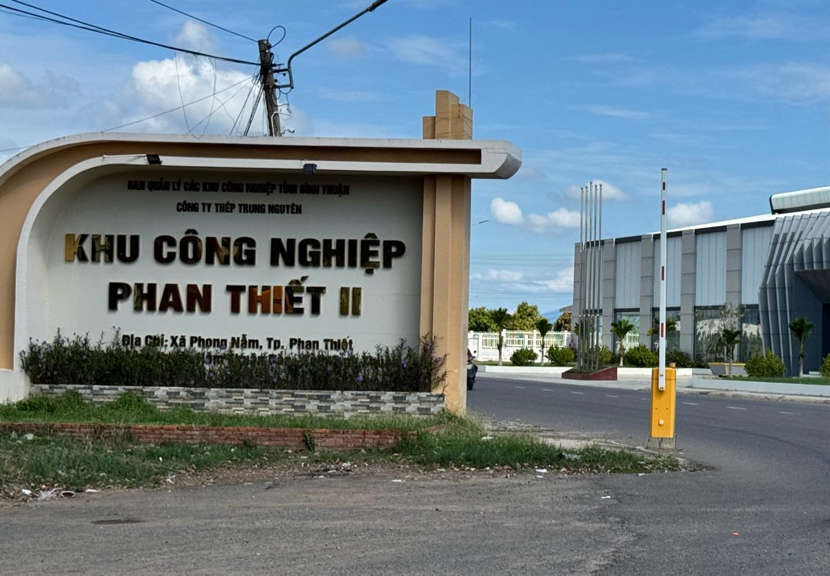 BÁN NHÀ XƯỞNG TẠI KCN PHAN THIẾT – BÌNH THUẬN – 22.700m²
