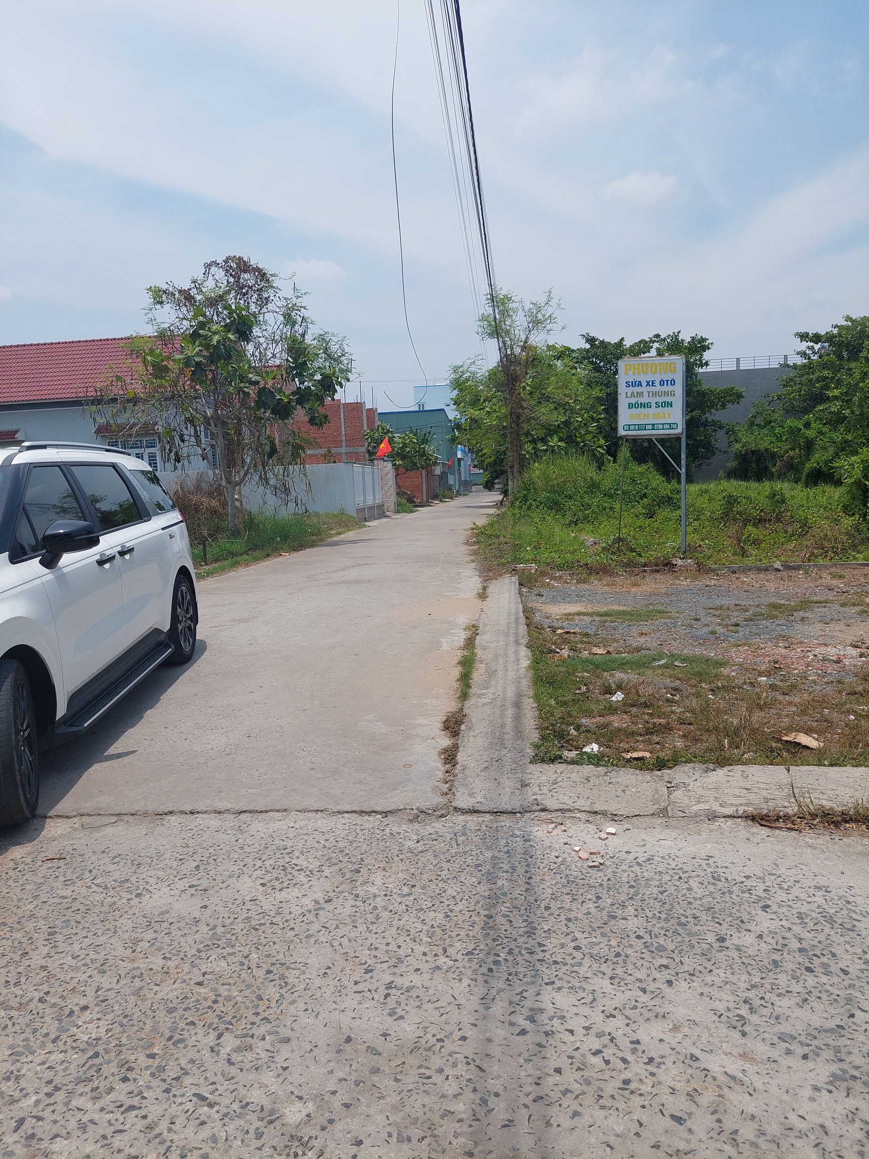 Chính chủ kẹt tiền cần bán gấp Đất nền KDC đông đúc